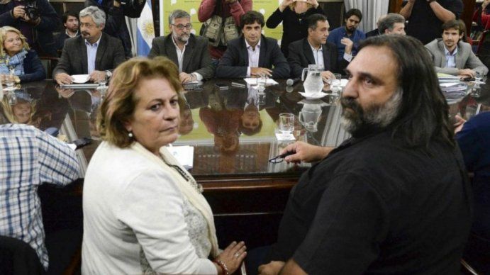 Los docentes bonaerenses harán dos días de paro en reclamo por sus paritarias