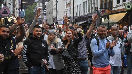 La OMS advierte a los jóvenes porque los considera altos factores de propagación del COVID-19