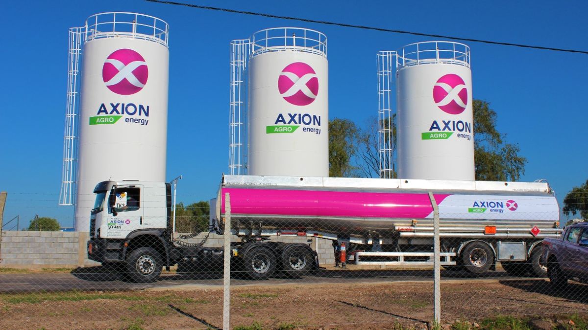 AXION es la primera y única compañía de energía del país en ofrecer a todo su canal agro un diésel con menos de 10ppm de azufre