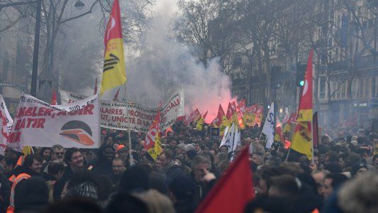 Huelga en Francia contra las medidas económicas del presidente Emmanuel Macron