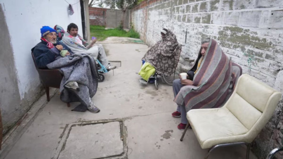 Condiciones deplorables en el hogar clandestino (Gentileza: Aire de Santa Fe)