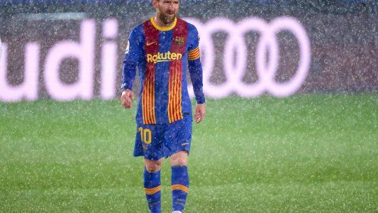 ¿Qué le pasó a Messi antes del segundo tiempo?: el video del 10 que se viralizó