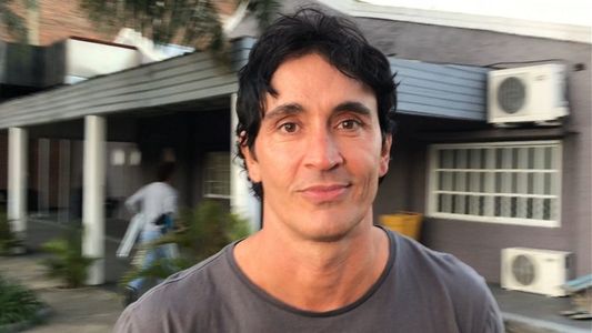 Sebastián Estevanez sufrió un tremendo accidente doméstico y se  encuentra bajo tratamiento