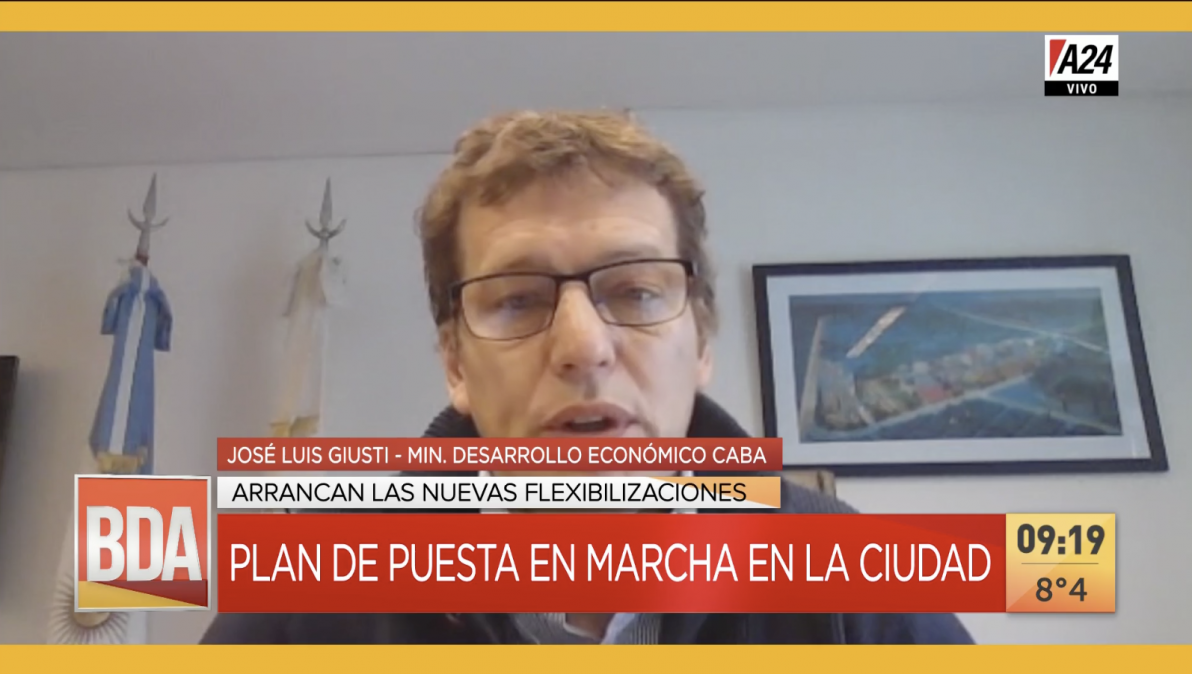 Mozos, delivery y mesas al aire libre: la Ciudad flexibiliza el sector gastronómico