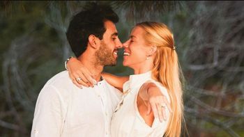 Se conocieron las imágenes de las invitaciones al casamiento de Nicole Neumann y Manu Urcera