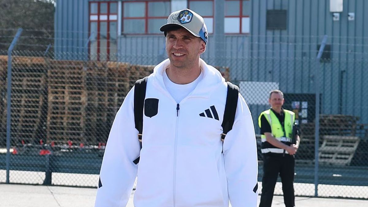 Dibu Martínez lo hizo otra vez: el detalle mínimo que enfureció a toda Francia