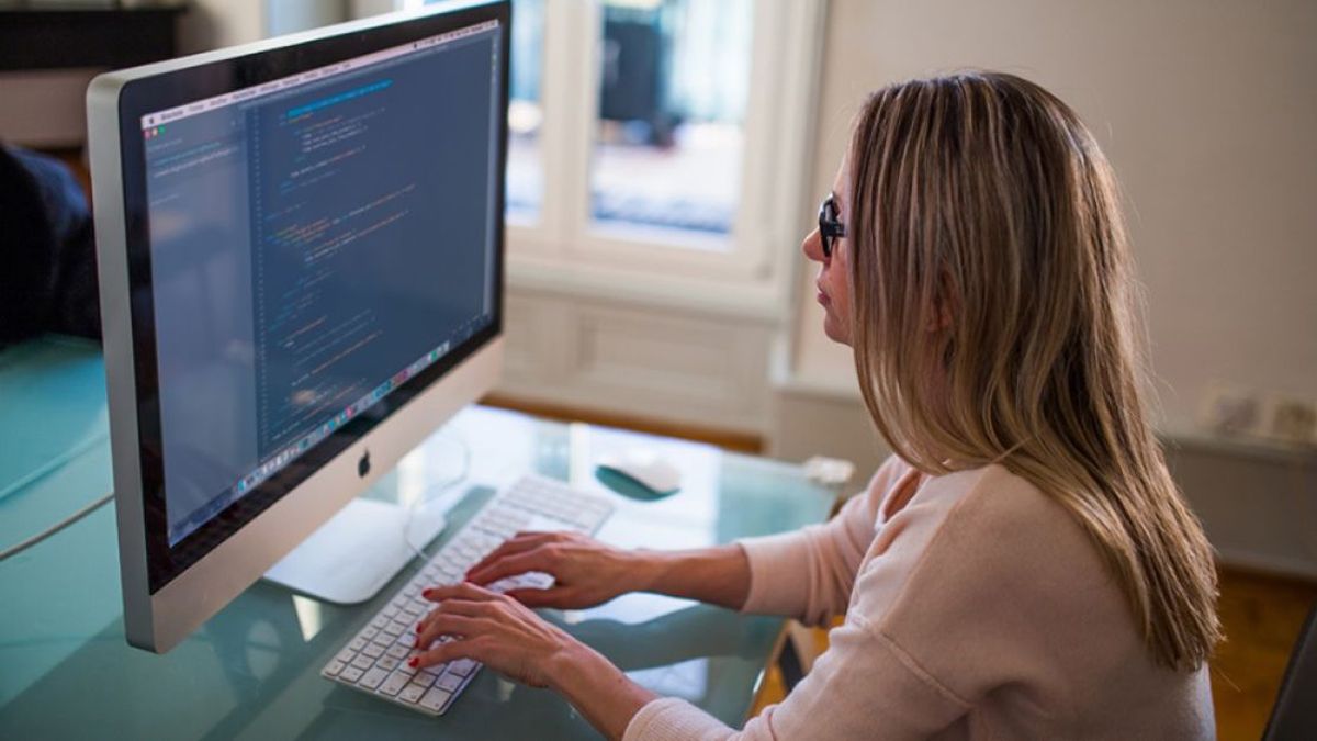 Día de la Mujer: la innovación tecnológica está construyendo un futuro más equitativo para las mujeres en América Latina.(Foto CESSI)