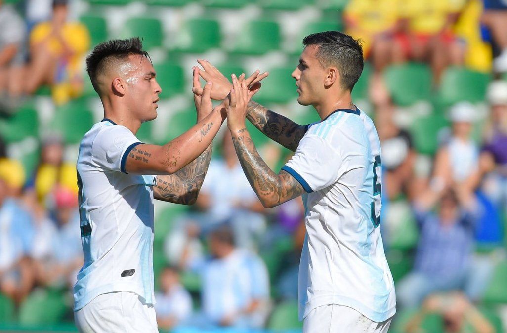 La insólita pelea entre Lautaro Martínez y Paredes para patear un penal