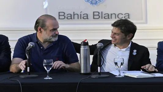 Kicillof en Bahía Blanca: Estas ideas del sálvese quién pueda vienen perdiendo 100 a 0