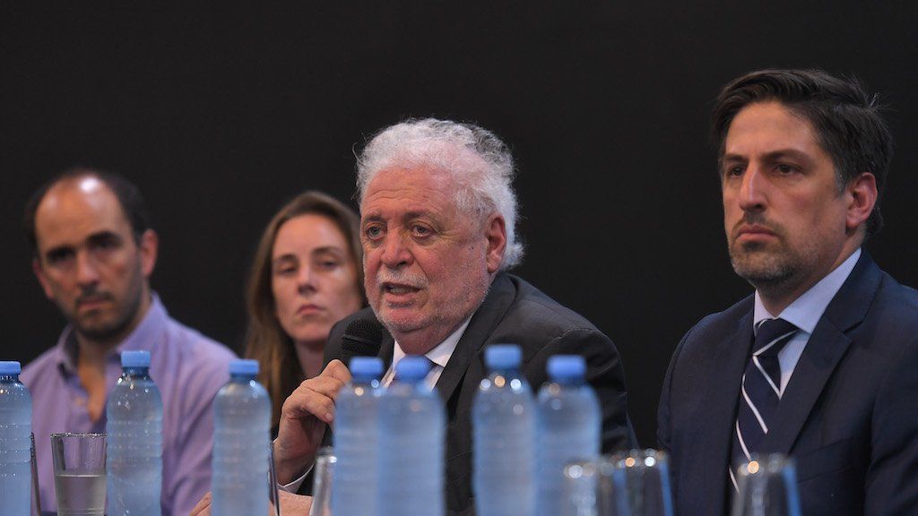 Ginés: Hemos ampliado la cantidad de reactivos así que es probable que al final del día haya más casos confirmados