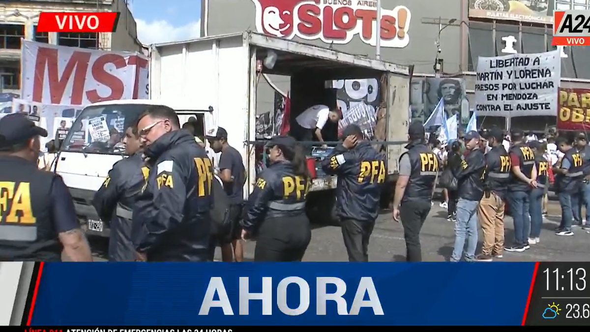 Otra jornada caliente en Puente Pueyrredón. (Foto: Captura A24) 