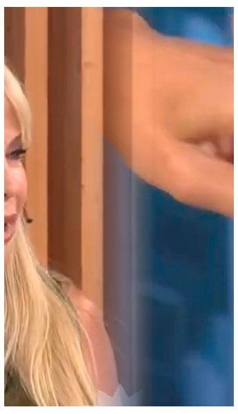 El detalle fashion de Graciela Alfano: se ató un pañuelo con un cintillo de pan lactal