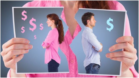 Las mujeres pagan más por el impuesto rosa: ¿cuáles son los productos que incrementan la brecha de género?