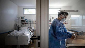 Coronavirus sin tregua: se confirmaron 8.713 casos y 381 muertes en las últimas 24 horas