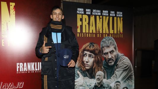 Las fotos de L-Gante junto a su novia e hija en el estreno de la película que marca su debut como actor