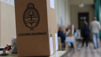 Los correntinos eligen 20 legisladores provinciales y concejales en la mayoría de los municipios