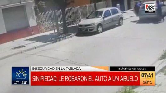 Le robaron a un jubilado y le dejaron bajar las bolsas del auto