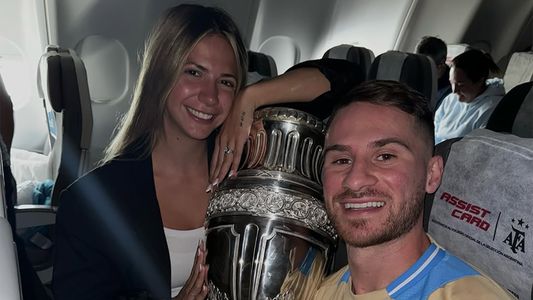 Alexis Mac Allister y Ailén Cova confirmaron el sexo del bebé y las redes explotaron