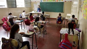 La Ciudad celebra la medida del Gobierno nacional pero no se sumará a la propuesta de una hora más de clases La Ciudad celebra la medida del Gobierno nacional pero no se sumará a la propuesta de una hora más de clases