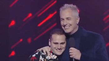 Andrés Cantos desató un triple robo en La Voz Argentina 2022.&nbsp;