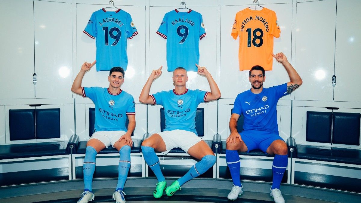 Julián Álvarez y los nuevos refuerzos de Manchester City. 