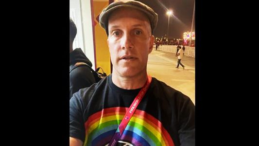 Murió Grant Wahl en el partido de Argentina, el periodista que había sido detenido por usar una remera LGBTIQ