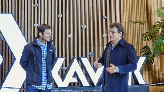 Kavak inaugura oficinas en Retiro