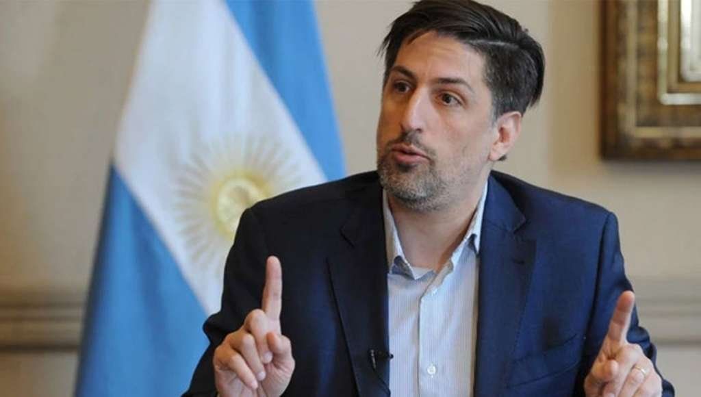 El Ministro de Educación pidió no sobrecargar a chicos y familias con trabajo escolar