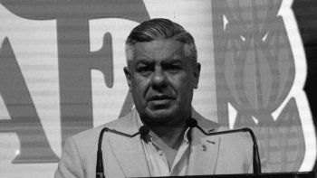 Se acerca la vuelta del público a los estadios en la Ciudad y Tapia afirmó: No hablamos de porcentajes