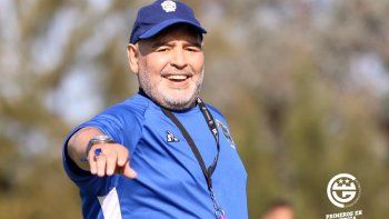 El trono que le prepararon a Diego Maradona para el partido de Gimnasia