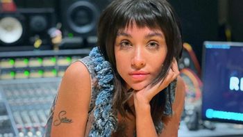 El picante cruce de María Becerra con una usuaria que se burló de sus planes para festejar el 25 de mayo