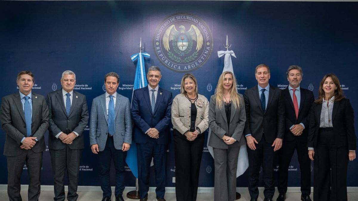 El complejo penitenciario fue entregado formalmente a la Naci&oacute;n y el Gobierno puso en marcha el operativo para mudar de manera progresiva a los internos de la c&aacute;rcel porte&ntilde;a. (Foto: Ministerio de Seguridad)
