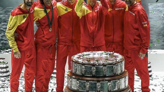 España, con un Nadal excelso, se quedó con la Copa Davis en casa