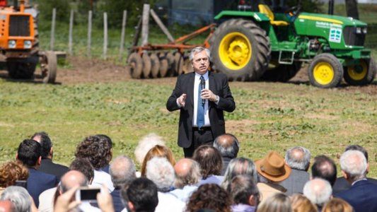 Qué es “vaca viva”: el concepto que obsesiona a Alberto Fernández, explicado por su creador