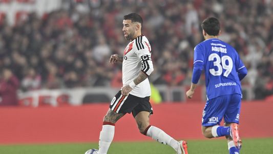 River ganaba 2-0, pero Vélez reaccionó y rescató un empate en el Monumental