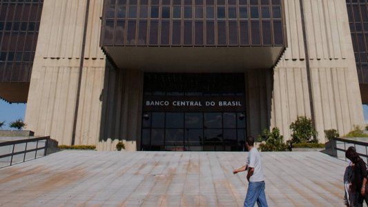 El real se depreciaba y el Banco Central de Brasil intervino para evitarlo