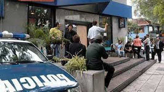 Ladrones imitaron el Robo del Siglo para asaltar un barrio cerrado en Tigre