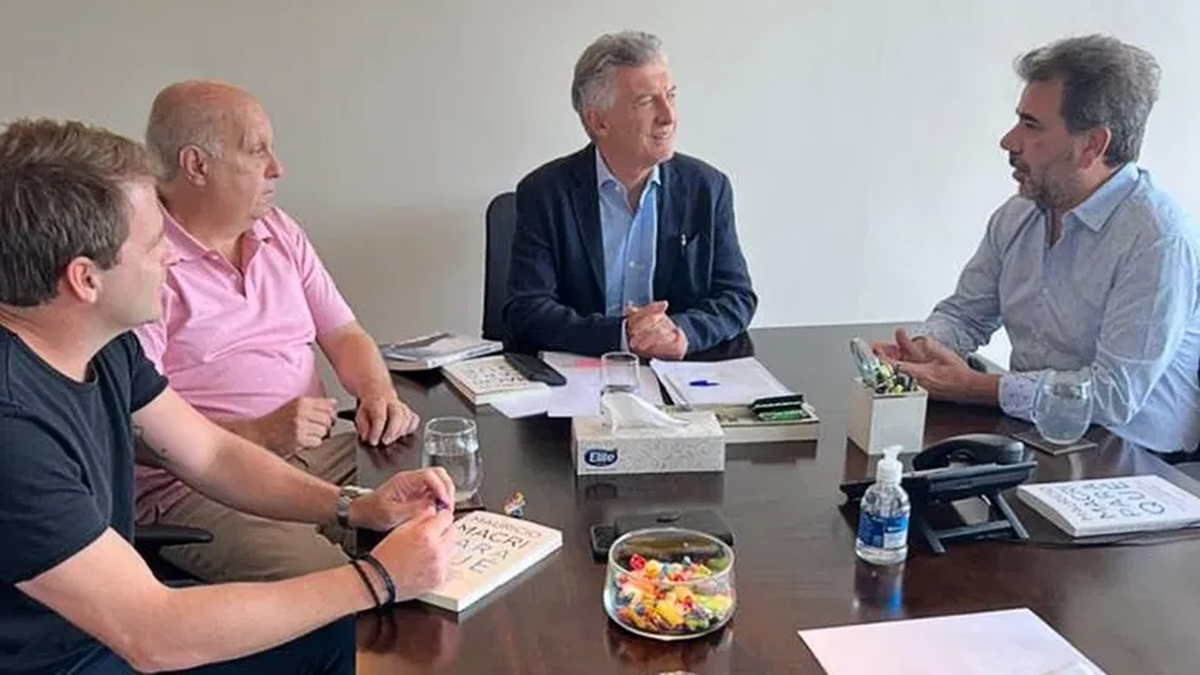 Una reunión del PRO para apoyar las medidas económicas de Luis Caputo. (Foto: archivo)