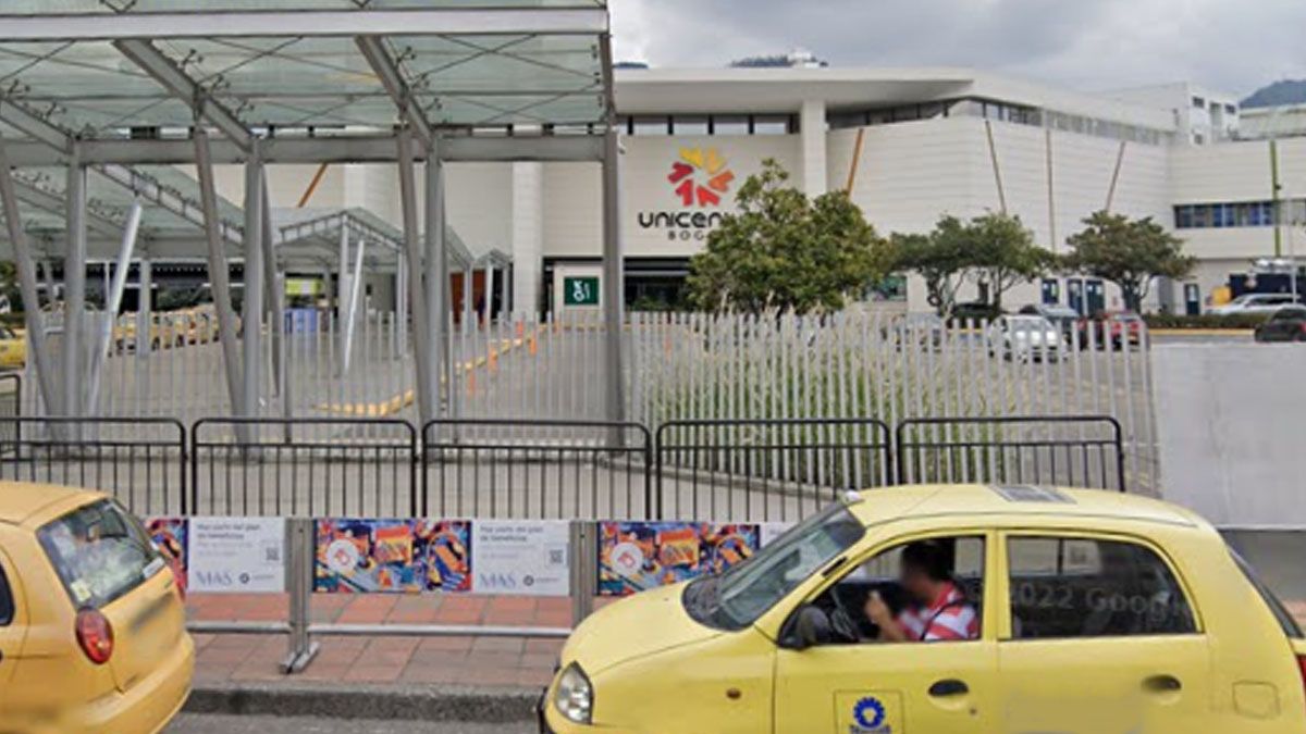 El ingreso principal al shopping Unicentro en Bogot&aacute;, Colombia, en donde se produjo el femicidio este domingo. (Foto: Gentileza El Tiempo) &nbsp;