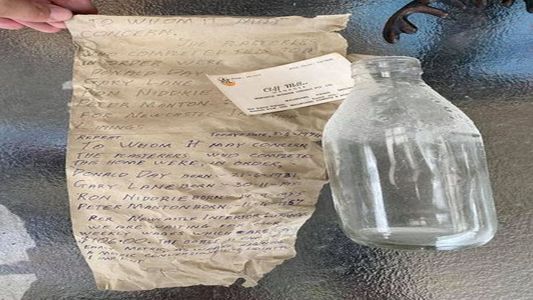 Impactante: estaba remodelando su casa y se encontró con una nota escrita hace 47 años