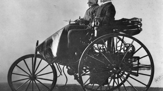 Hace 135 años Mercedes-Benz inventaba el automóvil