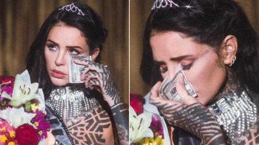 Polémicas imágenes de Candelaria Tinelli mostrando dólares en las redes