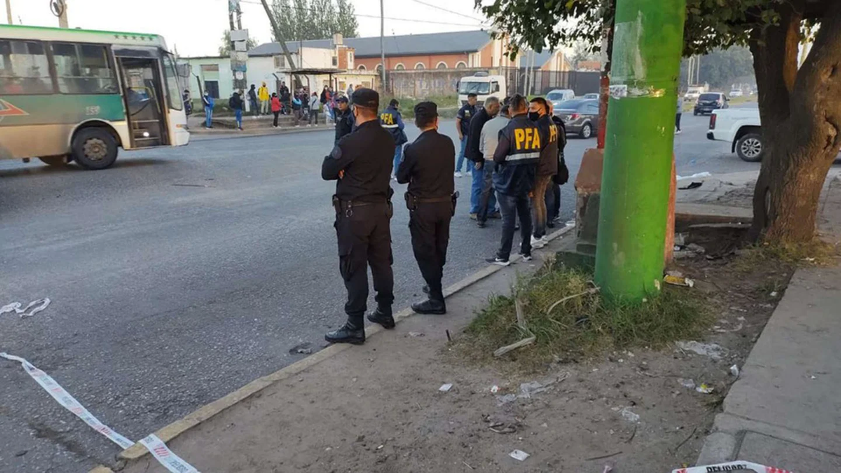 Lugar donde un delincuente le arrebató la vida a un oficial de policía