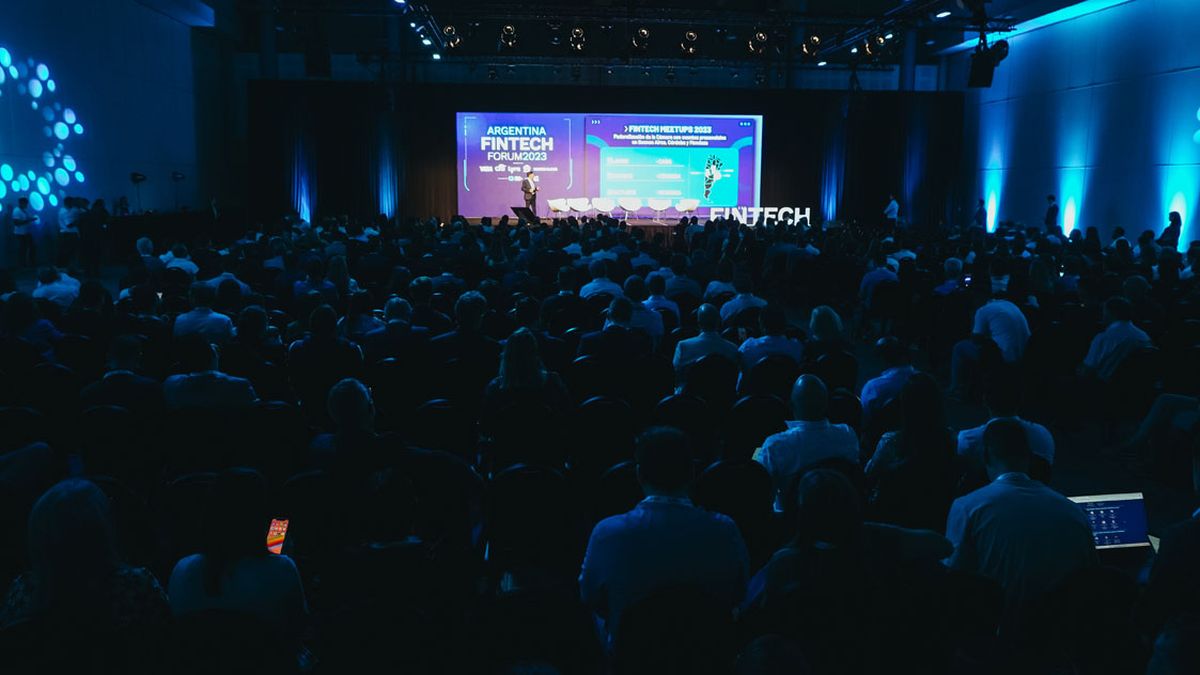 Finanzas digitales: más de 5 millones de personas accedieron al crédito a través de una fintech hasta mitad de 2023. (Foto AFF)&nbsp;
