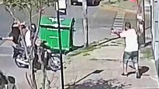 El policía que mató a un motochorro en Rosario será condecorado