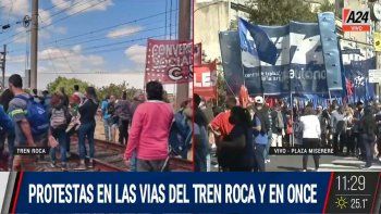En medio de la segunda ola de contagios, los manifestantes salen a protestar con distintos reclamos. (Foto: captura de TV) En medio de la segunda ola de contagios, los manifestantes salen a protestar con distintos reclamos. (Foto: captura de TV)