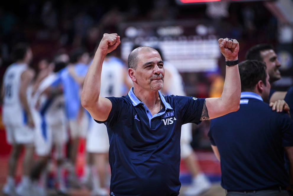 Oveja Hernández continuará al mando del seleccionado hasta los Juegos Olímpicos de Tokio 2020