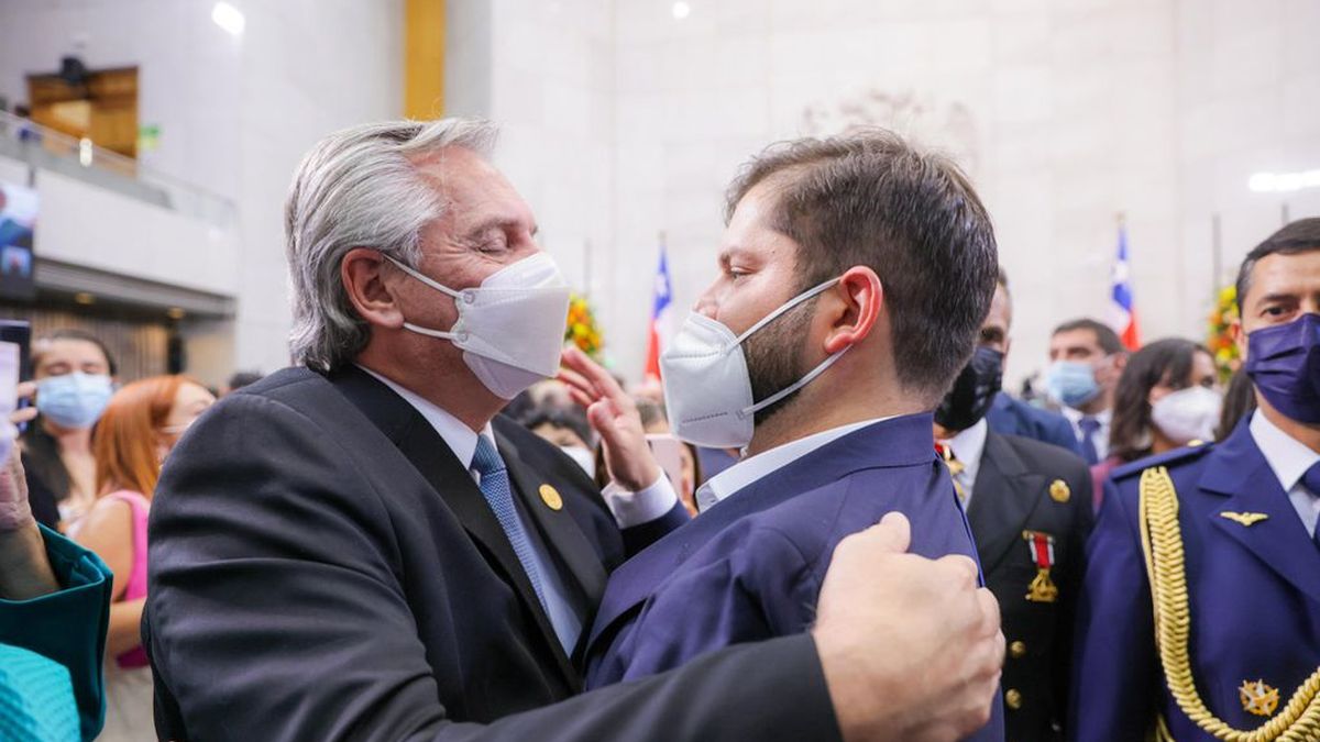 Alberto Fernández recibirá este lunes a Gabriel Boric en el primer viaje al exterior del mandatario chileno