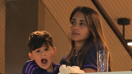 La foto de Antonela Roccuzzo y Ciro Messi que podría predecir el resultado del próximo partido de Argentina