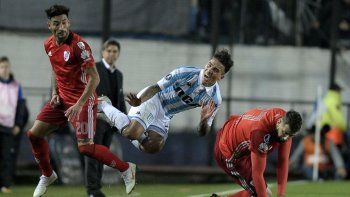 Copa Libertadores: Racing no se animó a ganarlo ante un River con diez y fue 0 a 0 en la ida de los octavos
